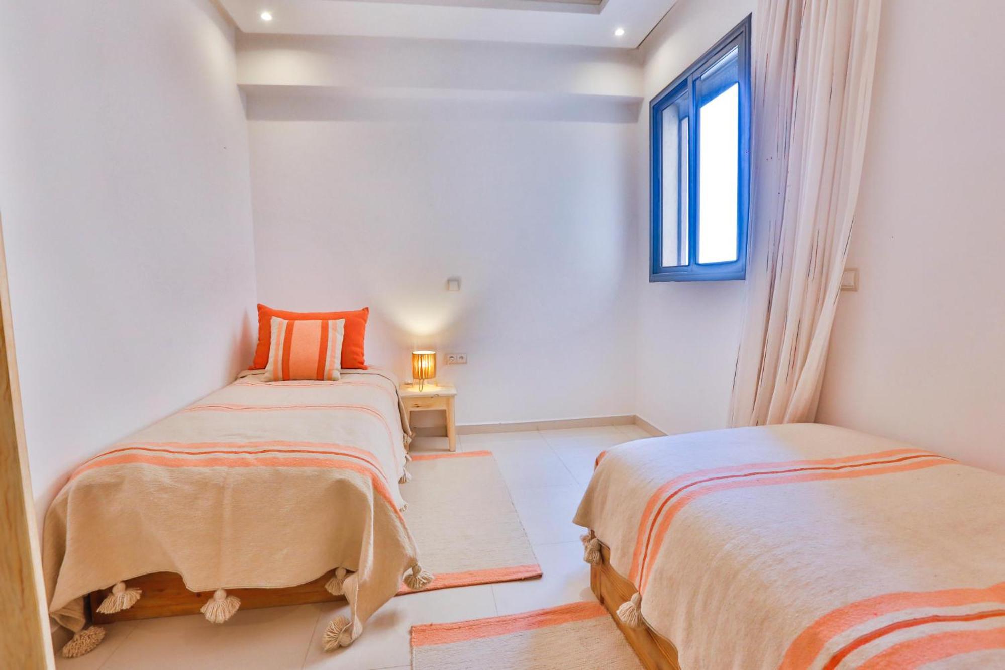 Hanah Apartments By Living เอสเซาอิรา ภายนอก รูปภาพ