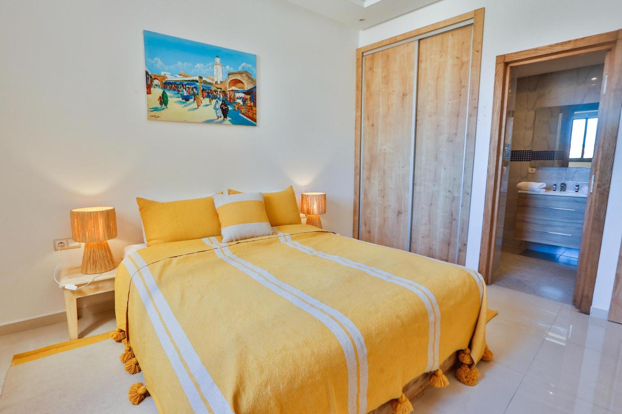 Hanah Apartments By Living เอสเซาอิรา ภายนอก รูปภาพ