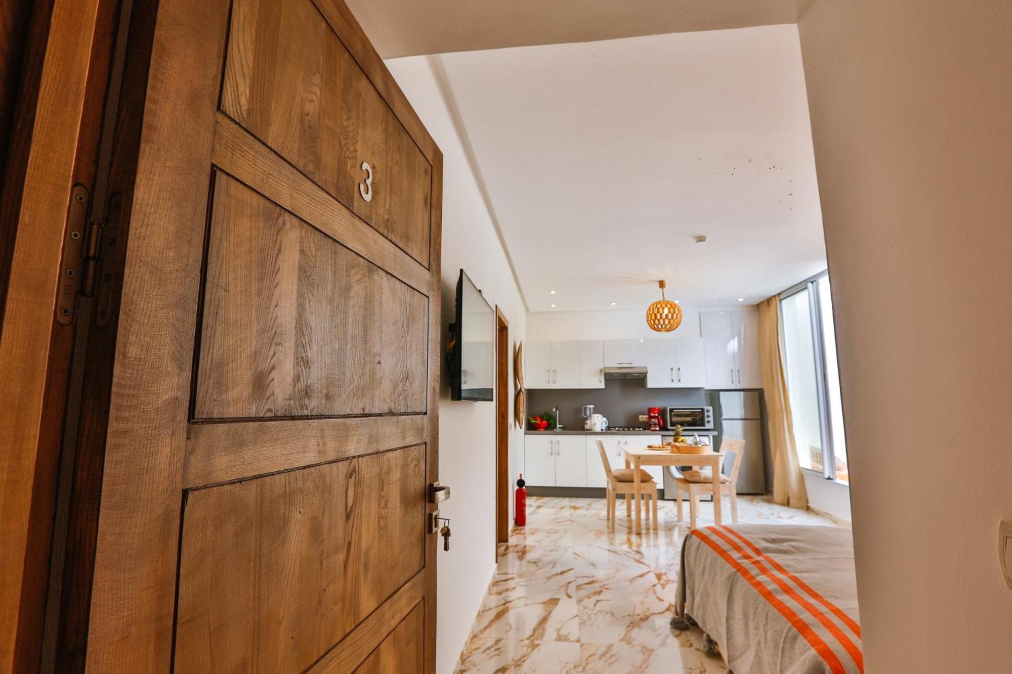 Hanah Apartments By Living เอสเซาอิรา ภายนอก รูปภาพ