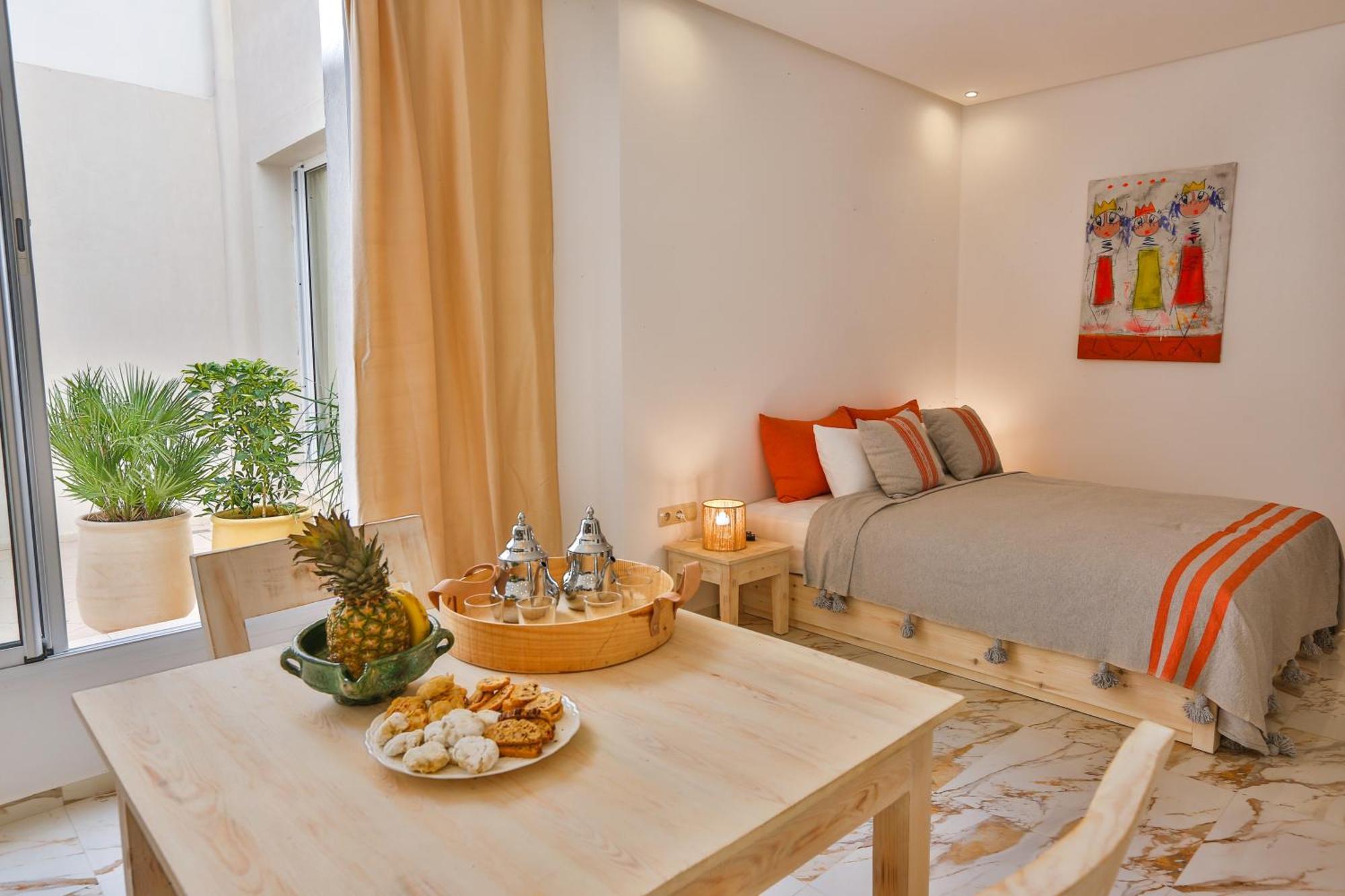 Hanah Apartments By Living เอสเซาอิรา ภายนอก รูปภาพ