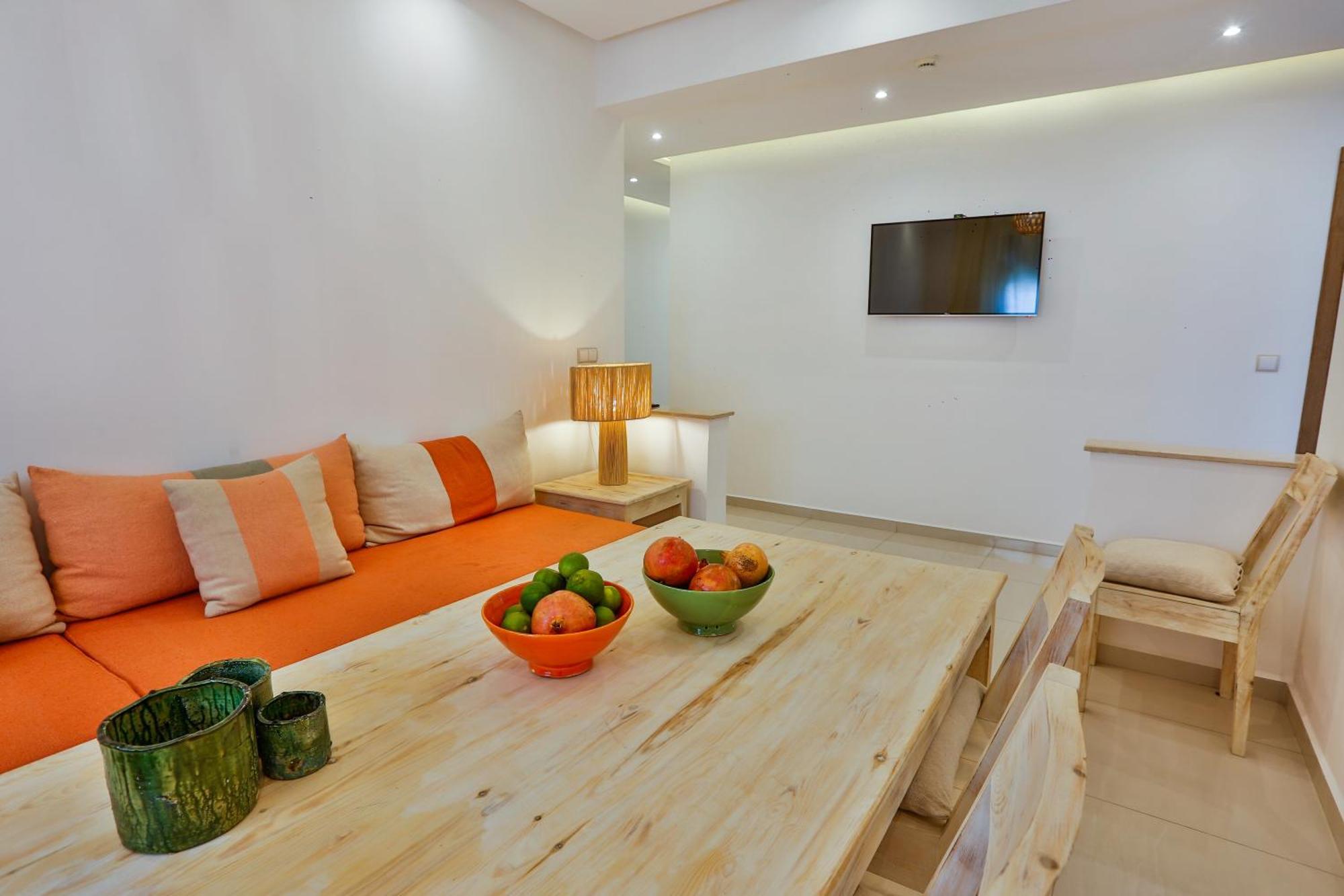 Hanah Apartments By Living เอสเซาอิรา ภายนอก รูปภาพ