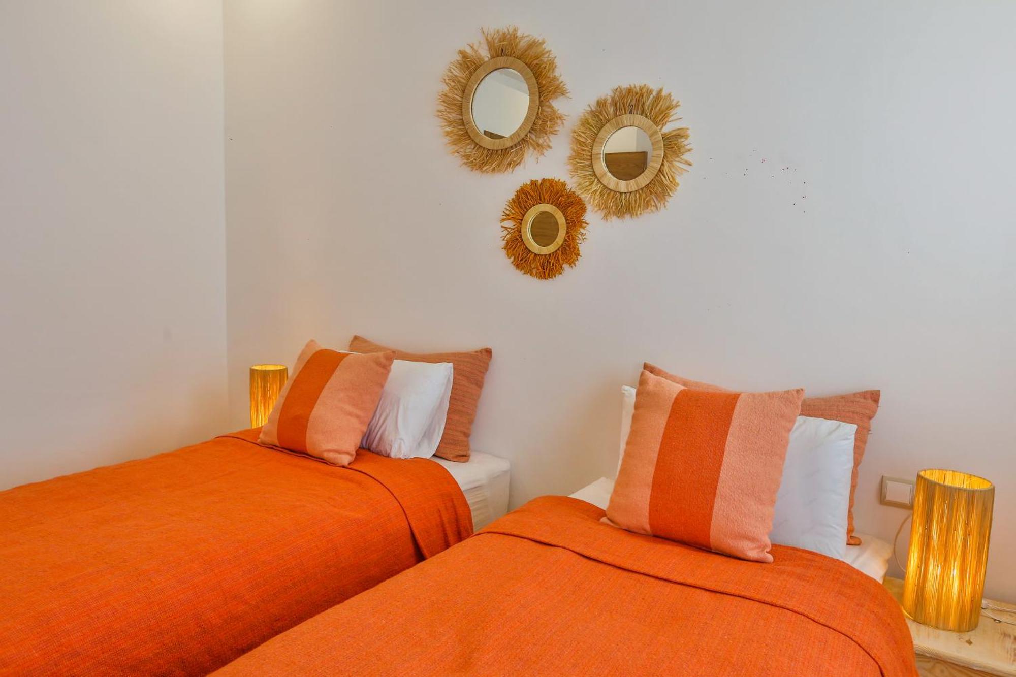 Hanah Apartments By Living เอสเซาอิรา ภายนอก รูปภาพ