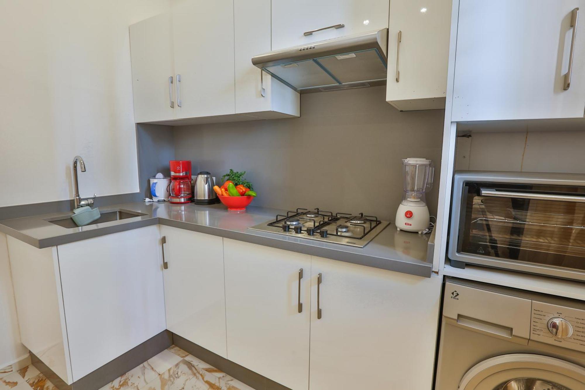 Hanah Apartments By Living เอสเซาอิรา ภายนอก รูปภาพ