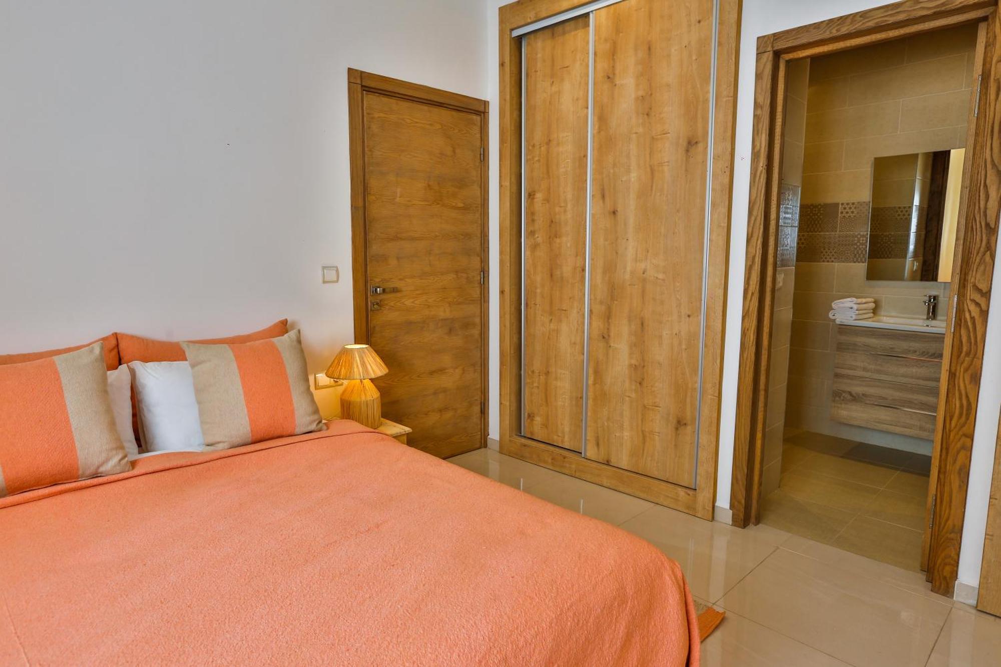Hanah Apartments By Living เอสเซาอิรา ภายนอก รูปภาพ